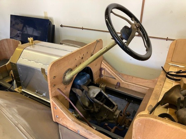 09 project 5 cockpit.jpg