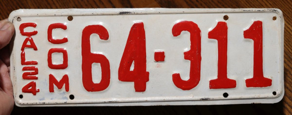 1924 California Commercial License Plate 1.jpg