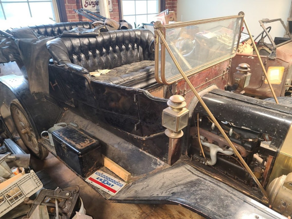 1912 Touring.jpg