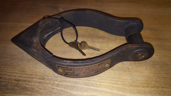Chapman Miller wheel lock.jpg