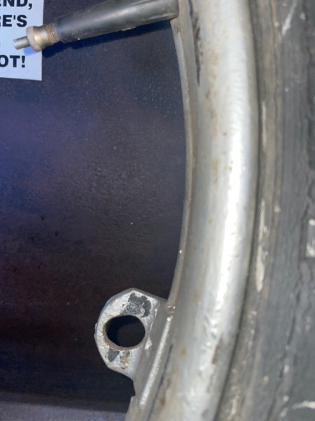 Hayes rim oval lug hole.jpg