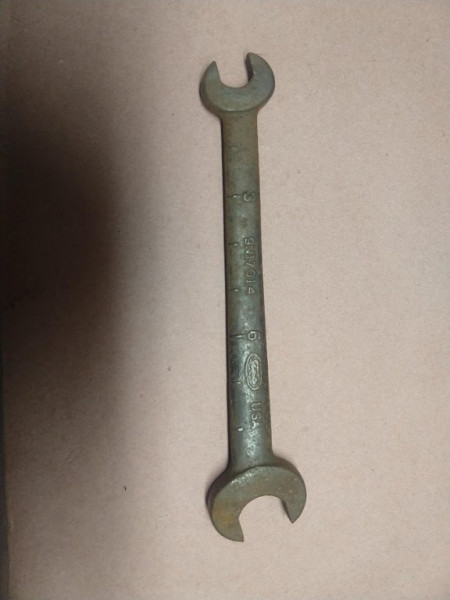 ford wrench.jpg