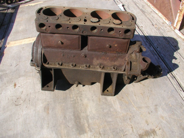 T crankcase-3.JPG