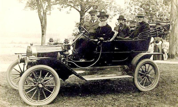 1909earlytwolever.jpg