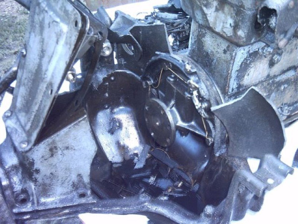 exploded%20transmission%20%20(5)[1].jpg