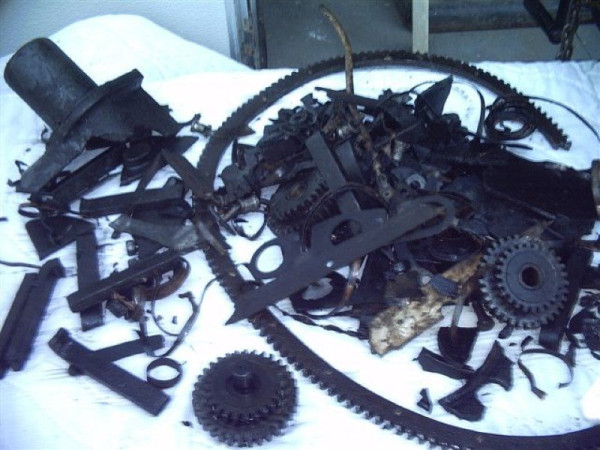 exploded%20transmission%20%20(6)[1].jpg