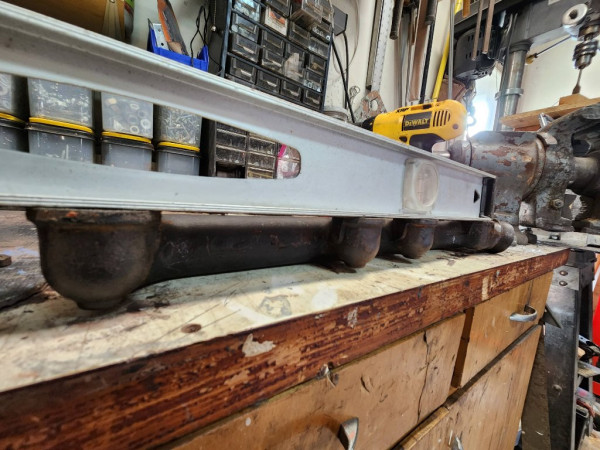 manifold straight edge view.jpg