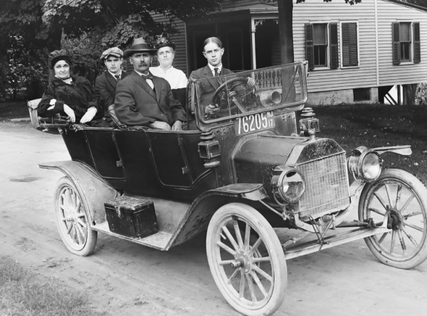 1912 Ford in 1917 with semi-painted black brass.JPG