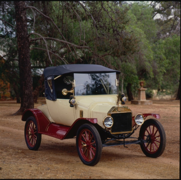 Restored James Flood Roadster.jpg