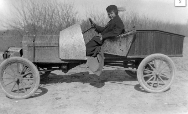 speedster along road.JPG 1.JPG