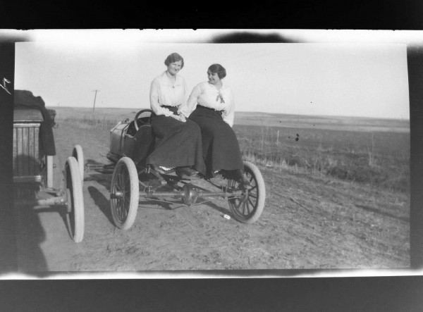 speedster along road.JPG 2.jpg