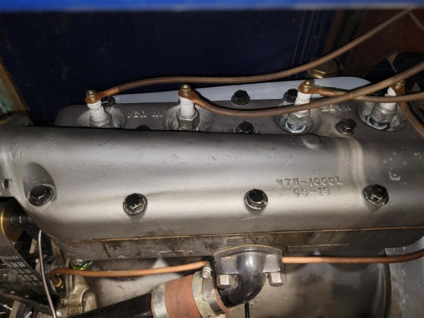 cylinder head-2.jpg