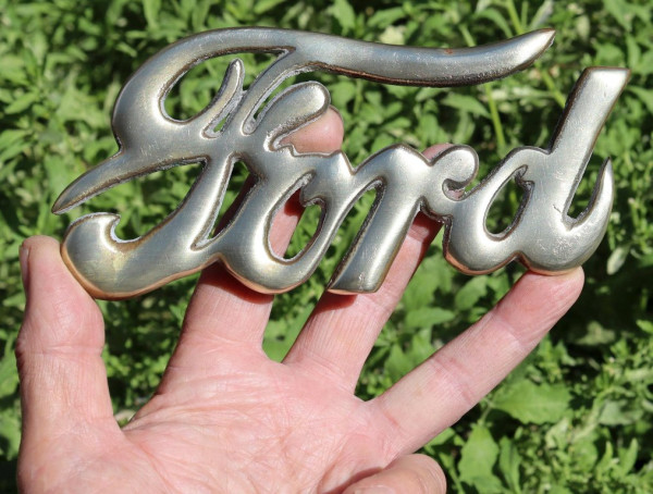 Ford Brass Script 1.jpg