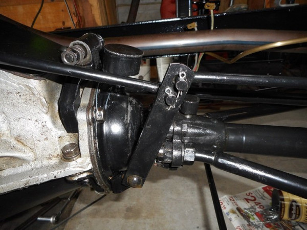 Bell Crank to Equalizer.JPG