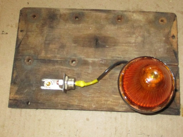 1909 To 1918 Battery Charger Display.jpg