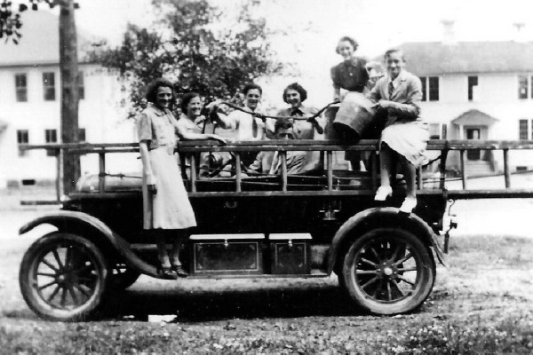 Lille Chief Car 2.jpg