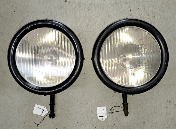 Headlights 1.jpg