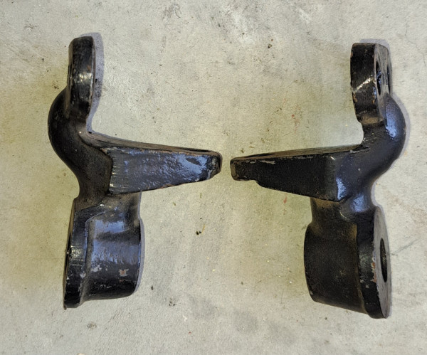 Brackets 1.jpg