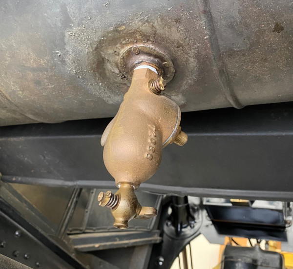 sediment bulb alignment tank .jpg