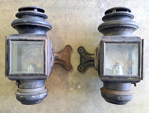 JB 110 Sidelight Set 1.jpg
