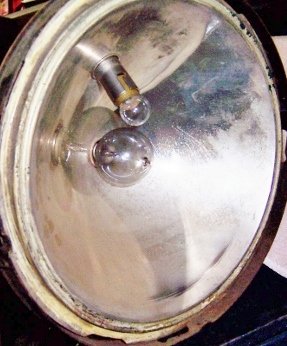 6511X is the double or two bulb headlamps assembly.jpg