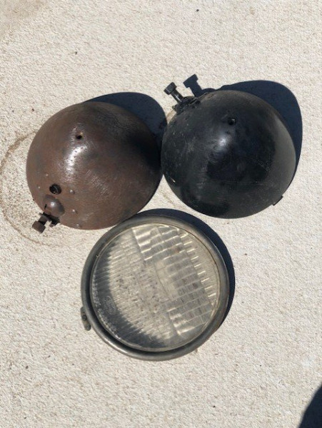 headlights1.jpg