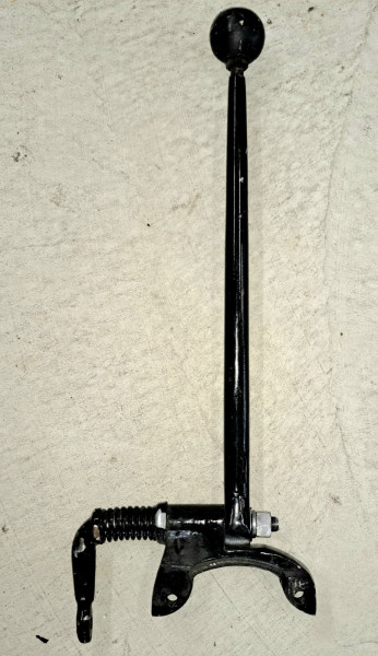 Short Shifter 1.jpg