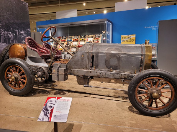 Louis_Chevrolet_race_car_1910s_RESIZED.jpg