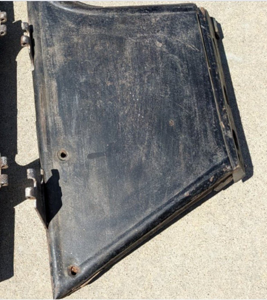 Hayes RH door fixed portion.jpg