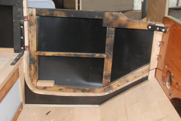 Body inside driver door RW.jpg