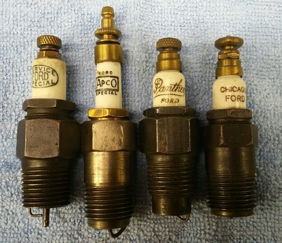 Ford plugs group 1.jpg
