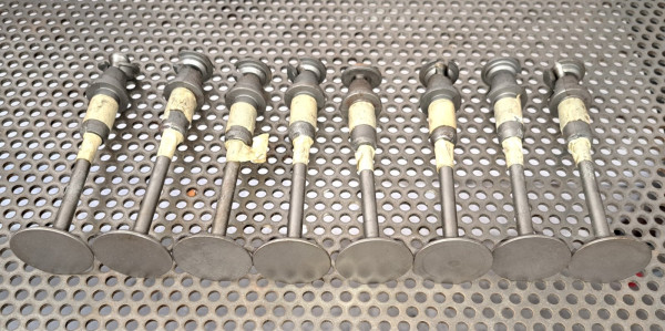 Early Valve Set 2.jpg