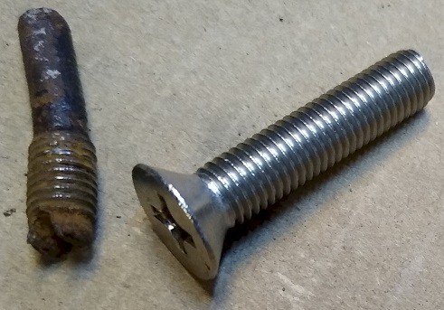 overflow screw113006419.jpg