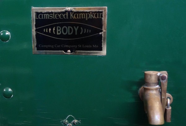 label 01.jpg