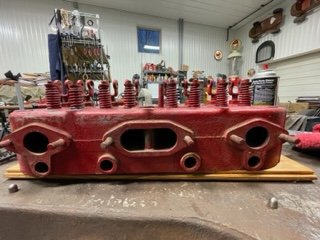 Cross flow head
