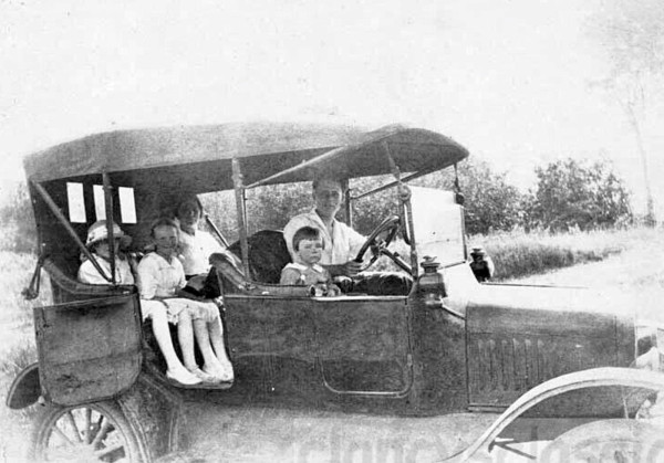 1917 later - Rootllieb.jpeg