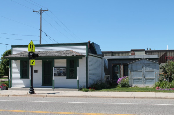 Akerlund garage.jpg