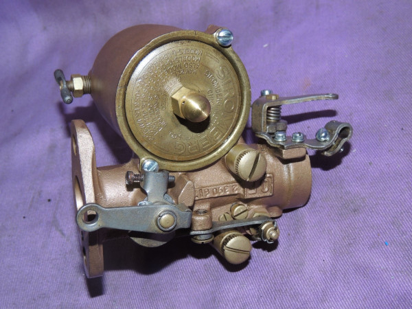 connection - 1927 Model T Stromberg OF bowl side.JPG