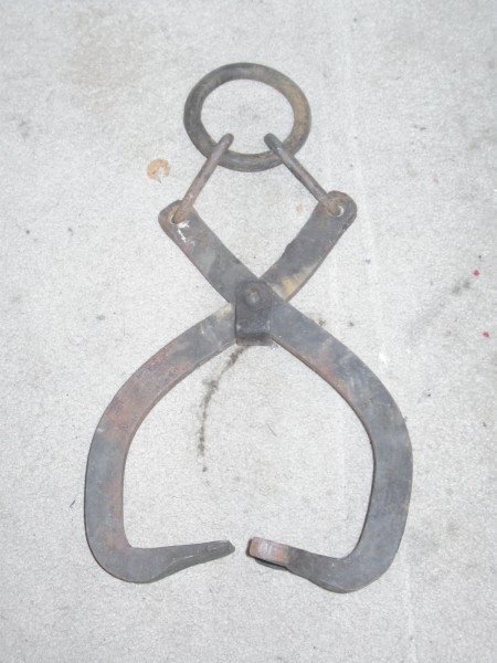 tongs1.jpg