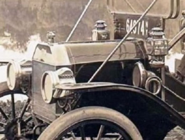 730171 cropped.jpg