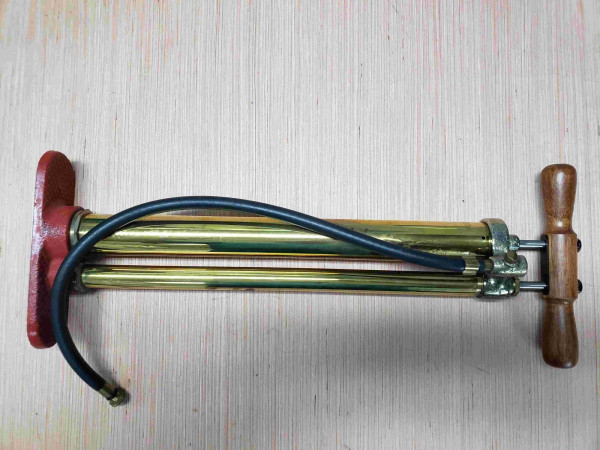 Tool Tire Pump 2s.jpg