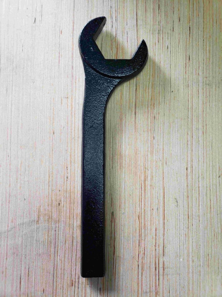 Exhaust Pack Nut Wrench 1s.jpg