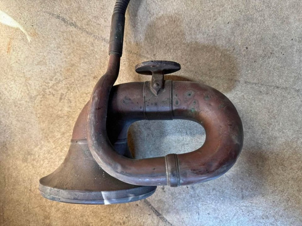 rubes horn.jpg