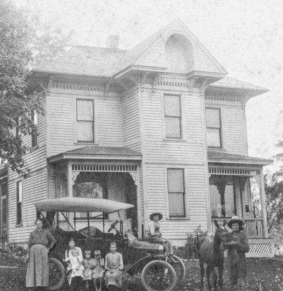 Minnesota, 1915....jpg