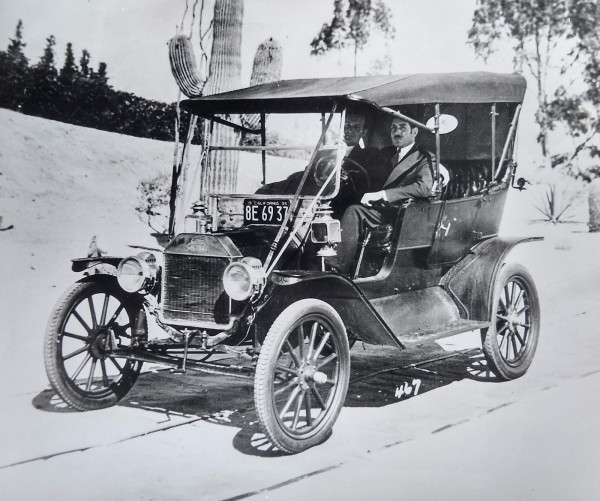 Basil Daniels in 11T 1935 San Diego.jpg
