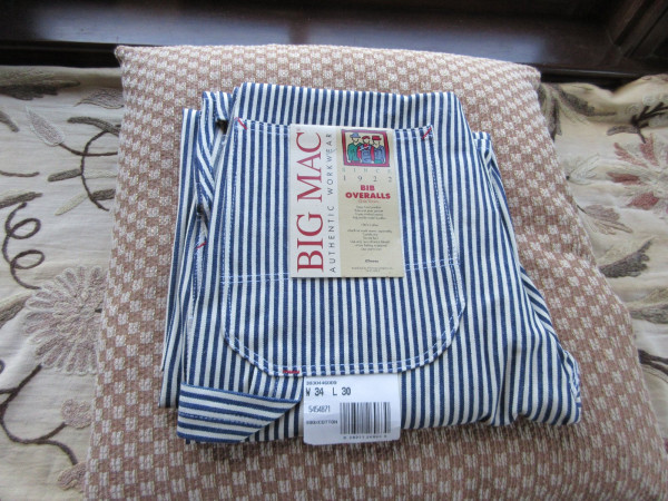 Striped bib overalls 3 pair 34 Waist 30 length (5).JPG