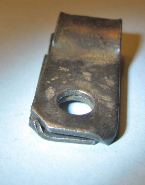 oem_fuel_line_clamps_02.jpg
