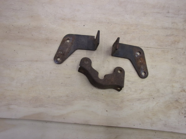 brackets 1.JPG