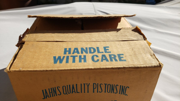 Jahns box 2.jpg
