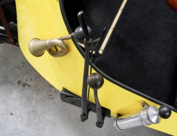 1918 shifter 2.jpg